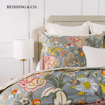 Duvet Cover Cover Angelica Luxury de algodón sobre cama, textura suave y acabado premium